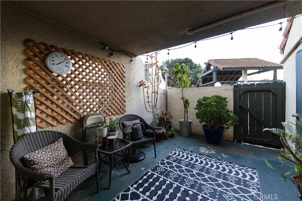 367 N Melrose Drive G