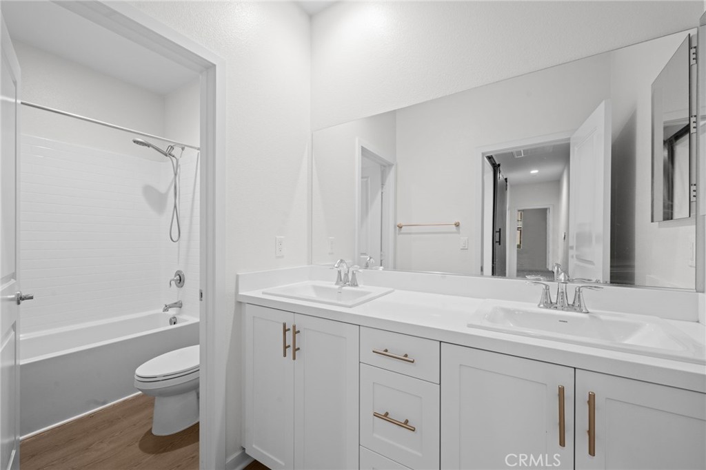 30845 Foxhollow Drive