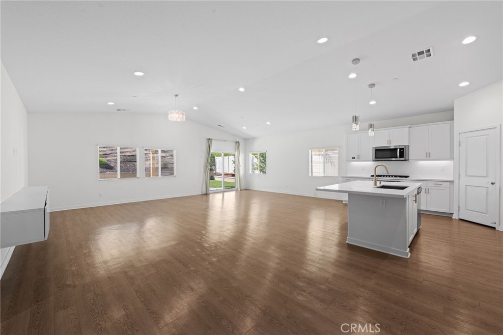 30845 Foxhollow Drive