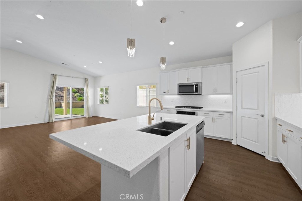 30845 Foxhollow Drive