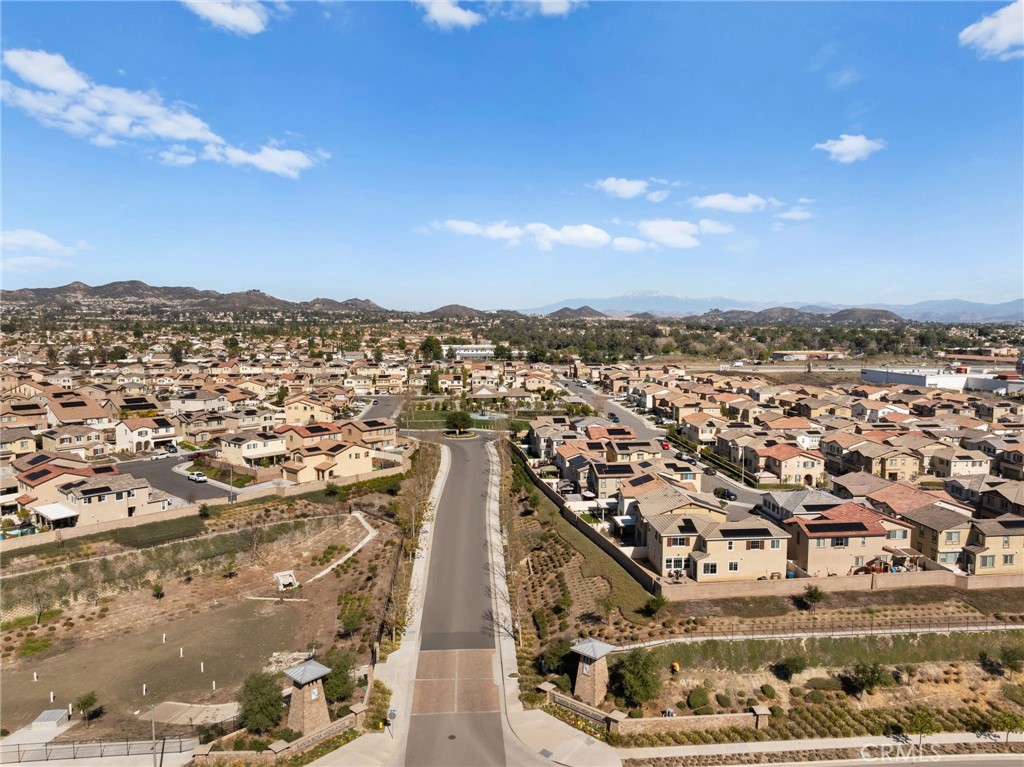 41449 Winterberry Street