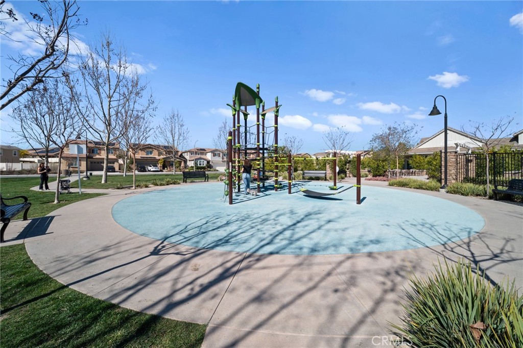 41449 Winterberry Street