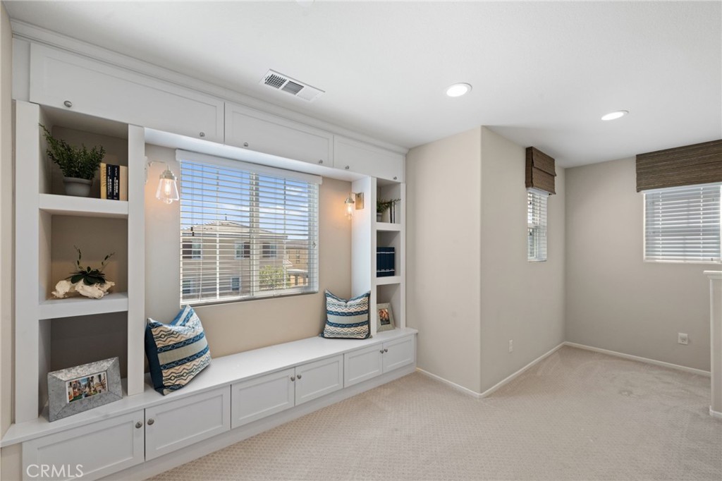 41449 Winterberry Street