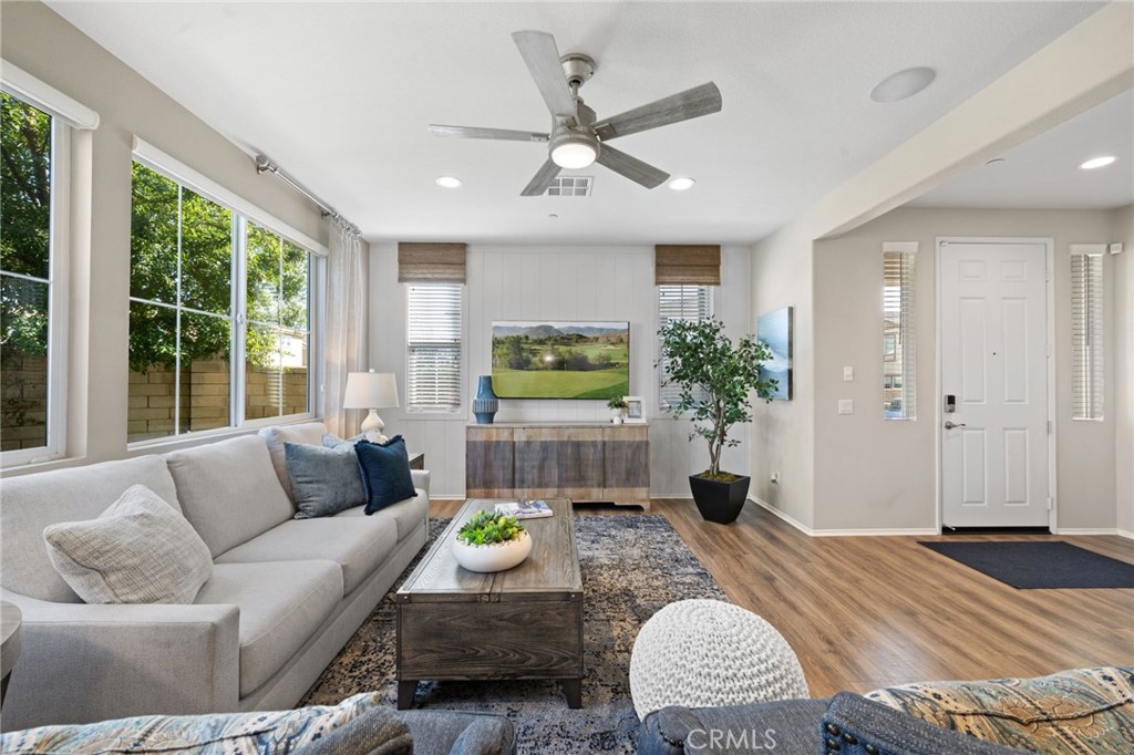 41449 Winterberry Street