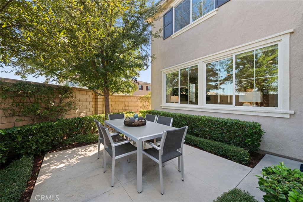 41449 Winterberry Street