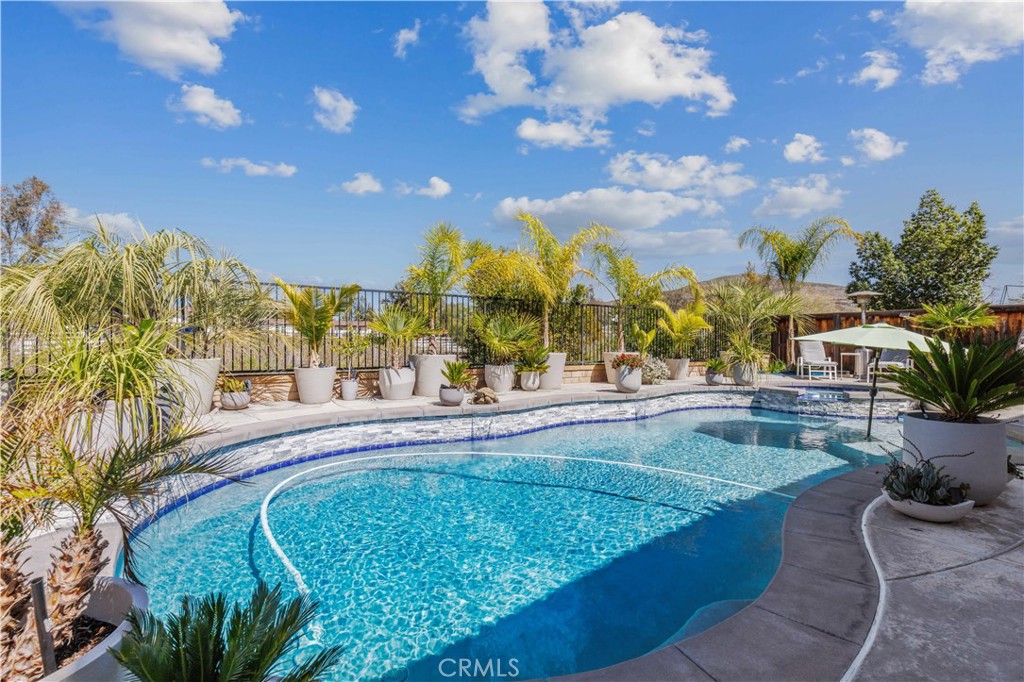 32916 Red Carriage Road