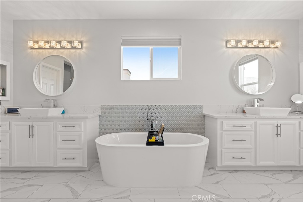 32916 Red Carriage Road