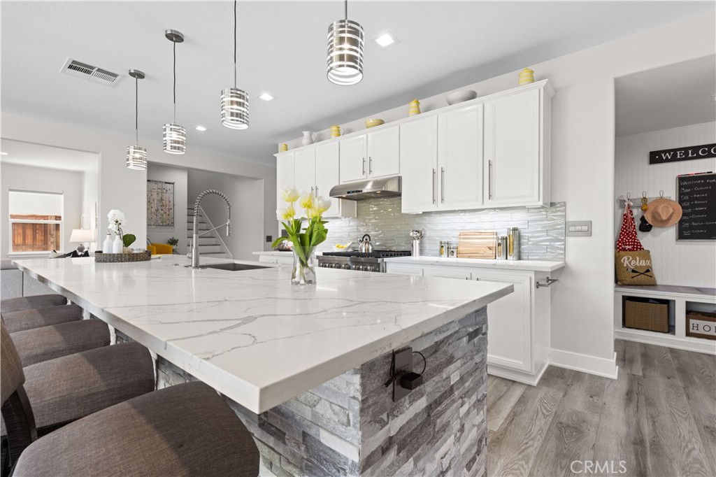 32916 Red Carriage Road