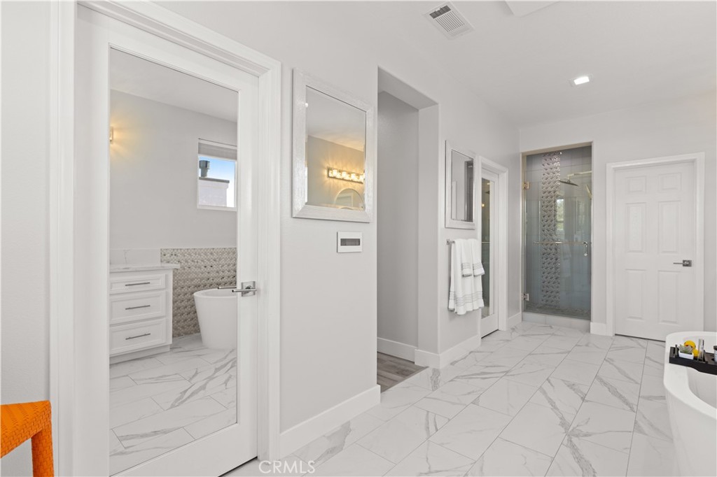 32916 Red Carriage Road