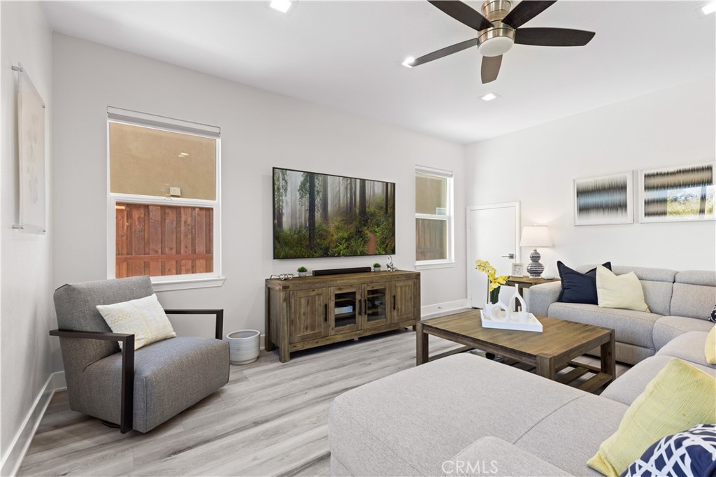 32916 Red Carriage Road