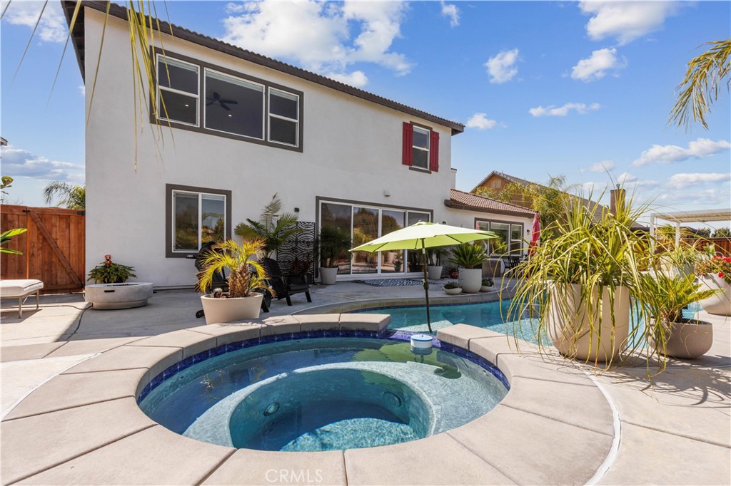 32916 Red Carriage Road