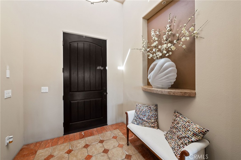 9 Via Haciendas