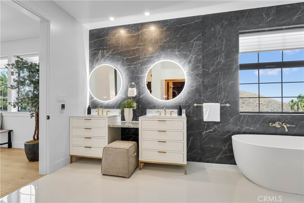 22163 Vacation Drive