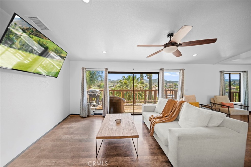 22893 Cove View Street