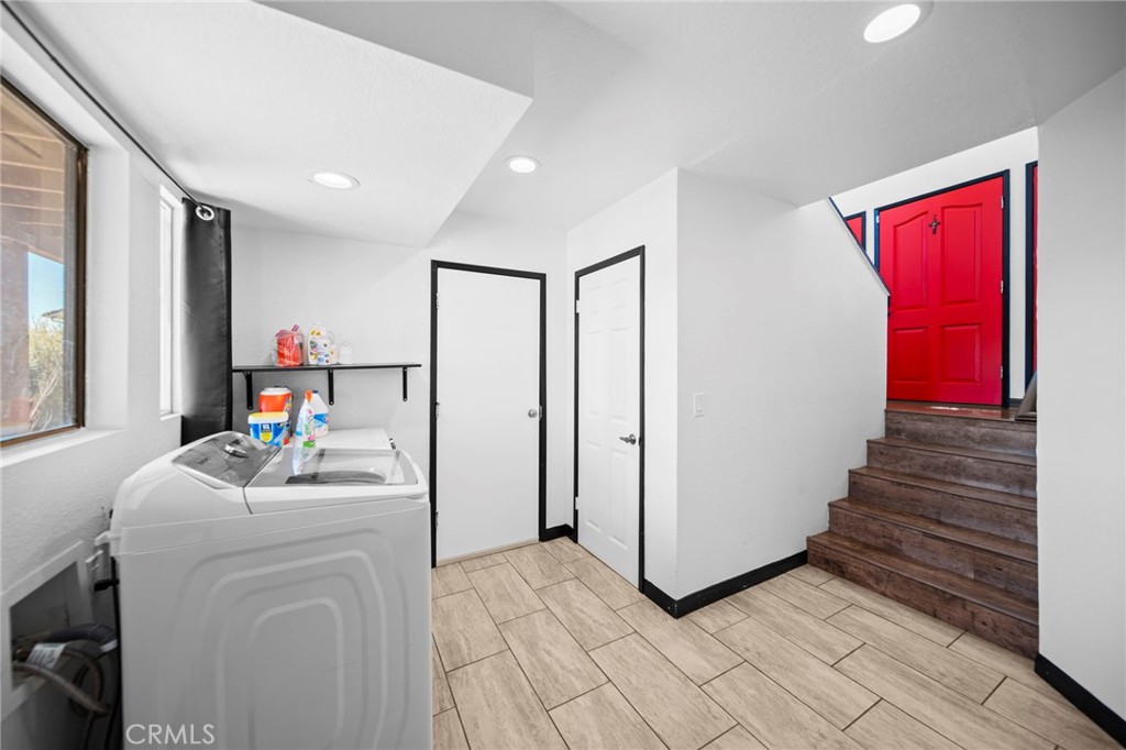 22893 Cove View Street