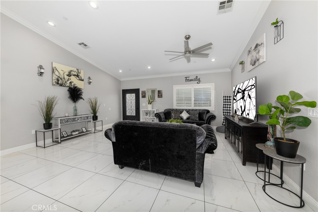 20109 Hunter Street