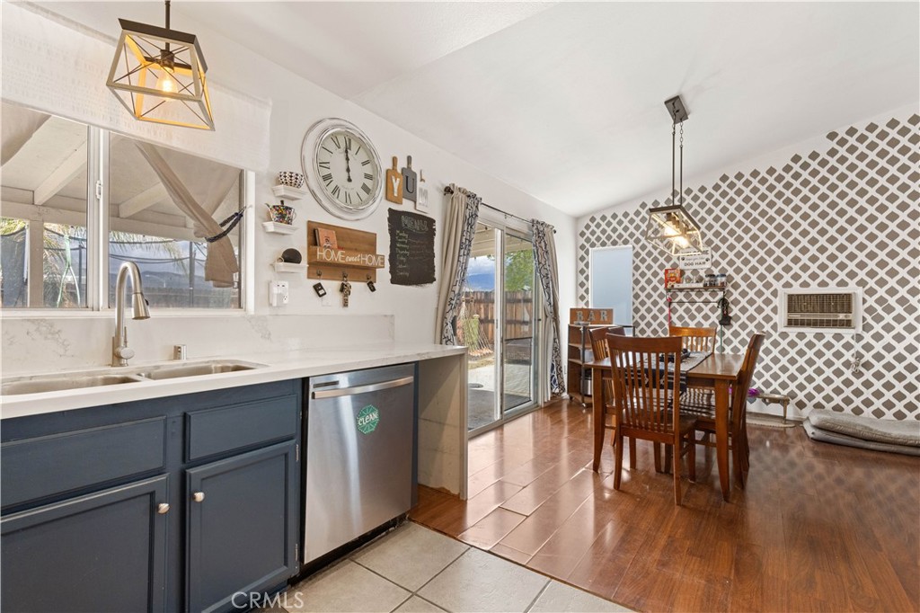 42994 Victorian Drive