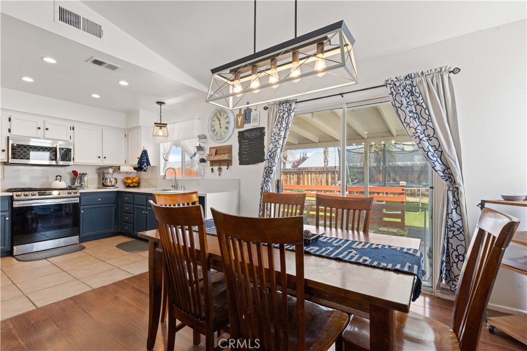 42994 Victorian Drive