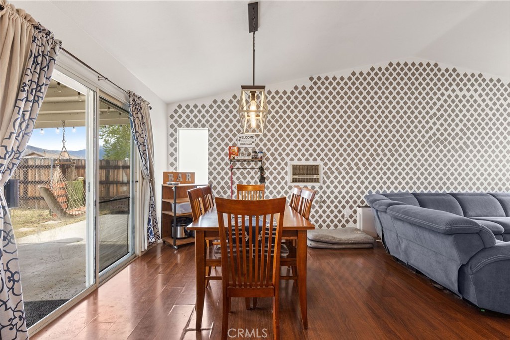 42994 Victorian Drive