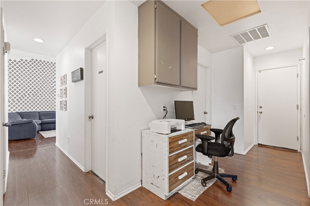 42994 Victorian Drive