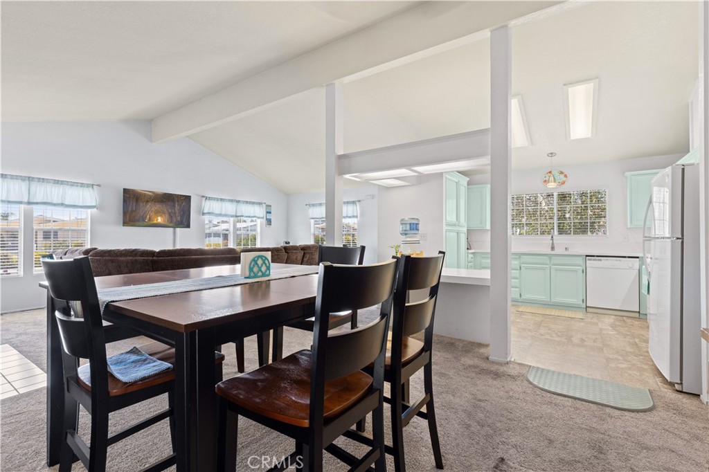 1562 Willow Leaf Drive