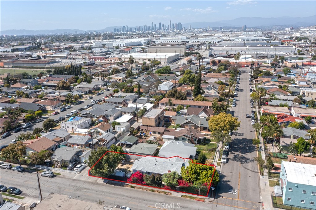 2223 Clarendon Avenue