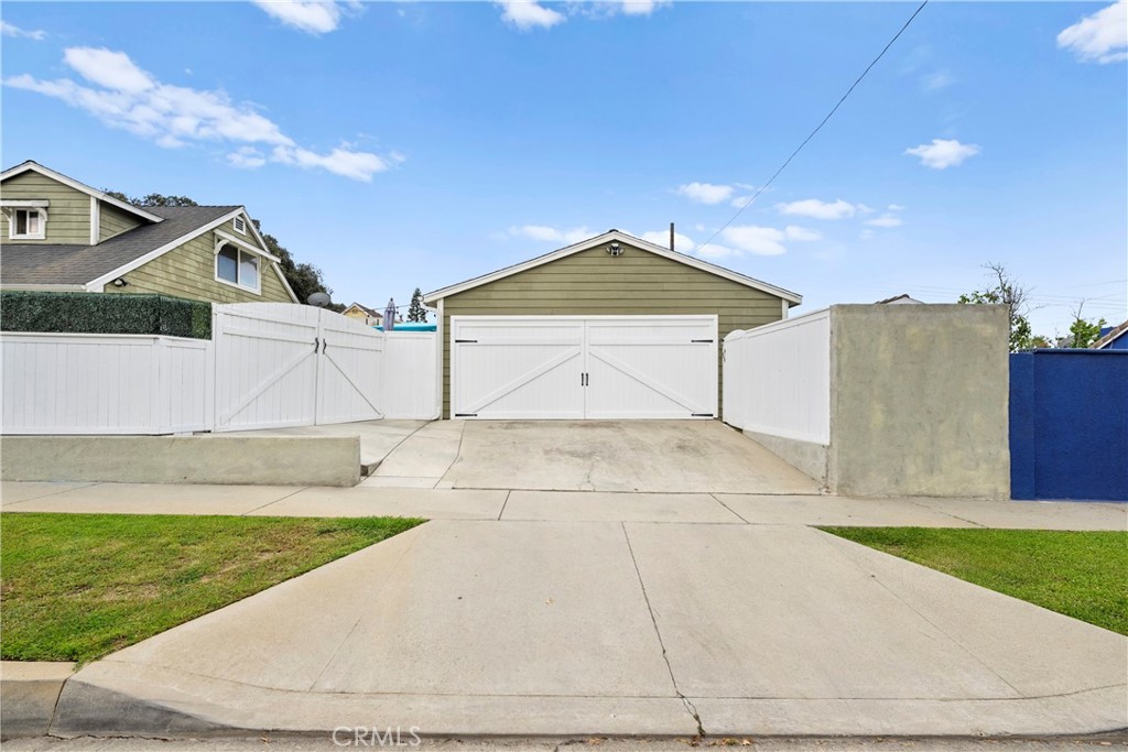 13003 El Moro Avenue