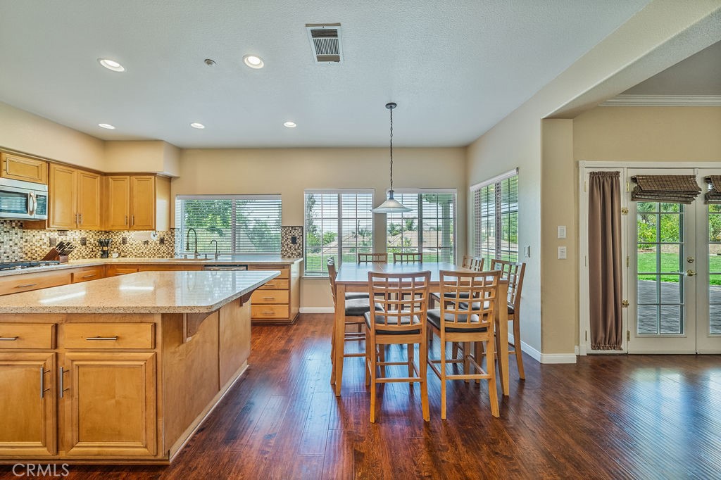 6538 Applewood Street