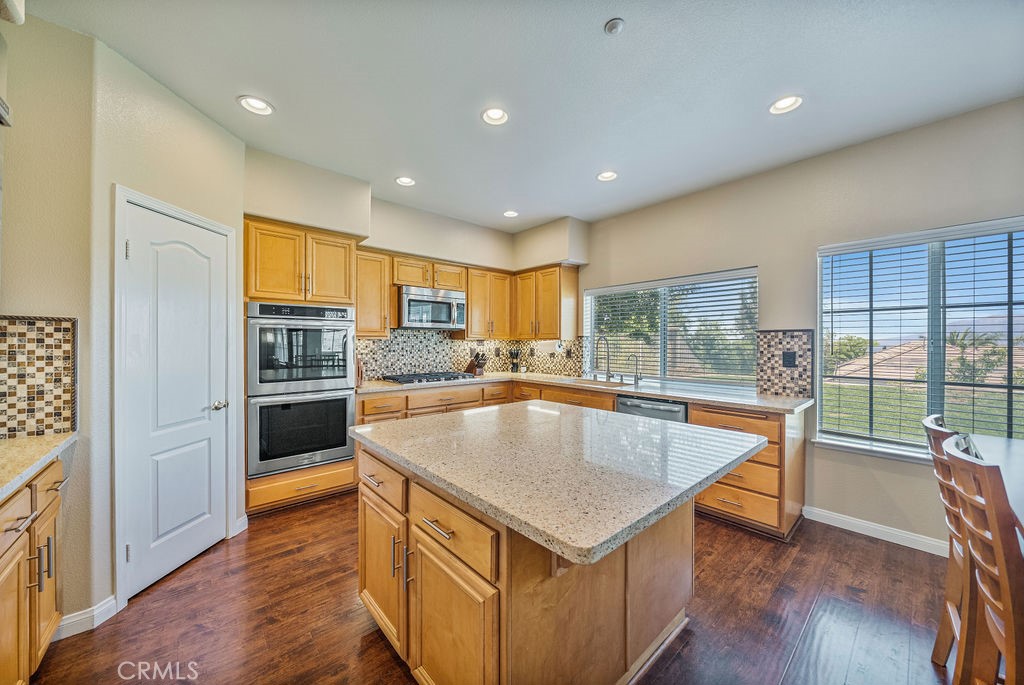 6538 Applewood Street