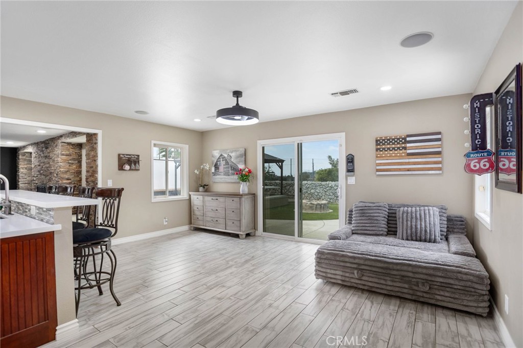 1325 N Birchnell Avenue