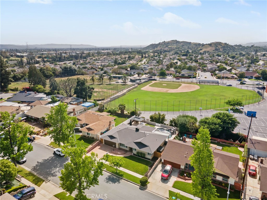 1325 N Birchnell Avenue