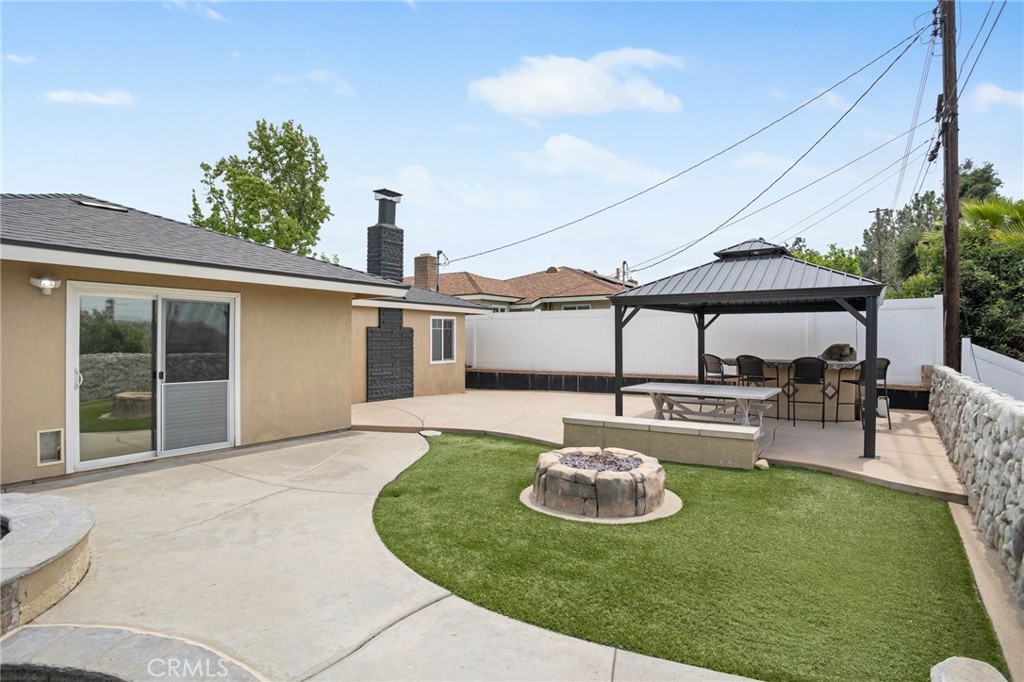 1325 N Birchnell Avenue