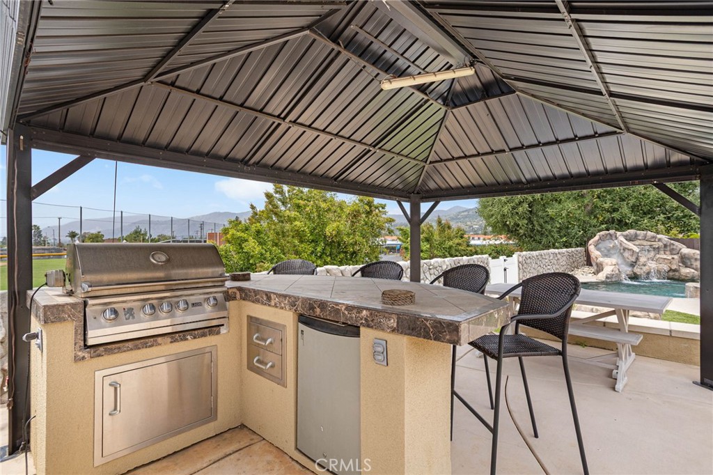 1325 N Birchnell Avenue