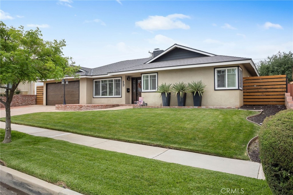 1325 N Birchnell Avenue