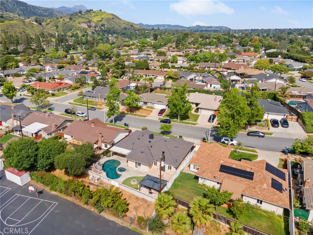 1325 N Birchnell Avenue