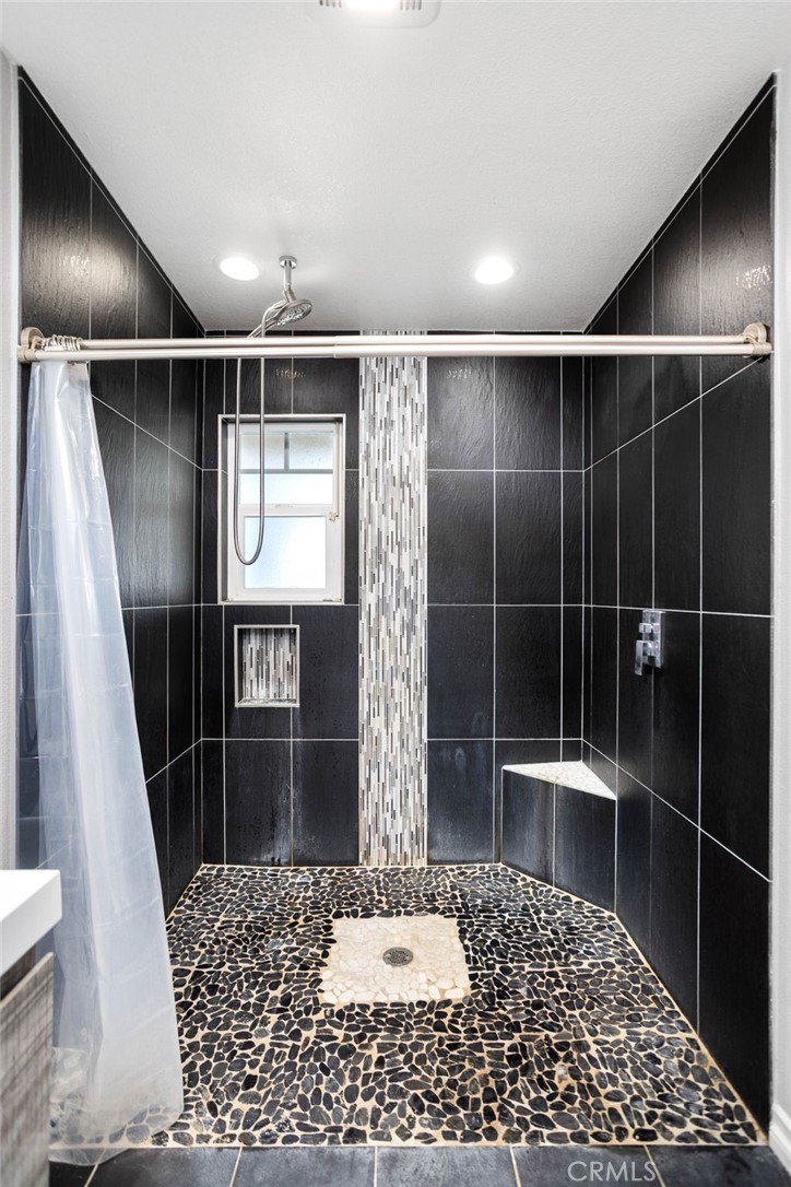 1325 N Birchnell Avenue