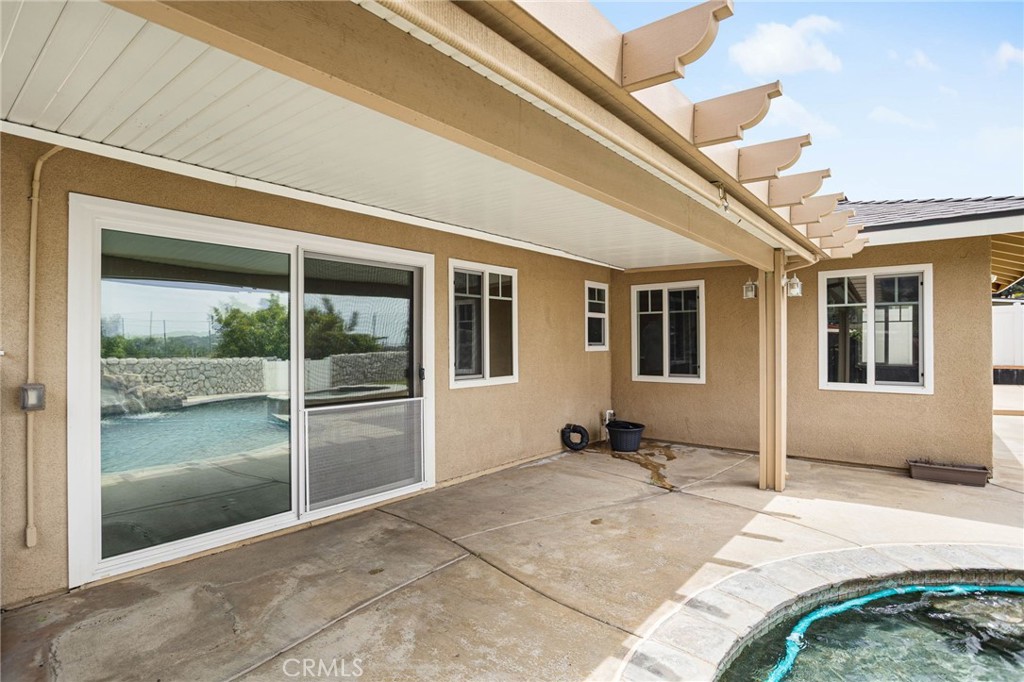 1325 N Birchnell Avenue