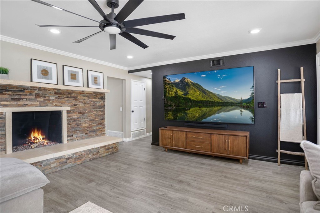 1325 N Birchnell Avenue