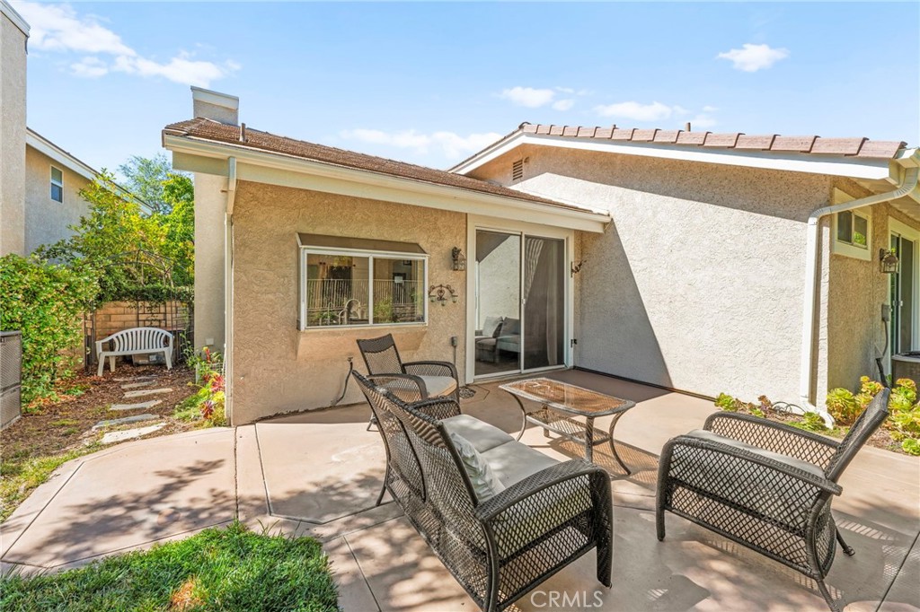 27054 Riversbridge Way