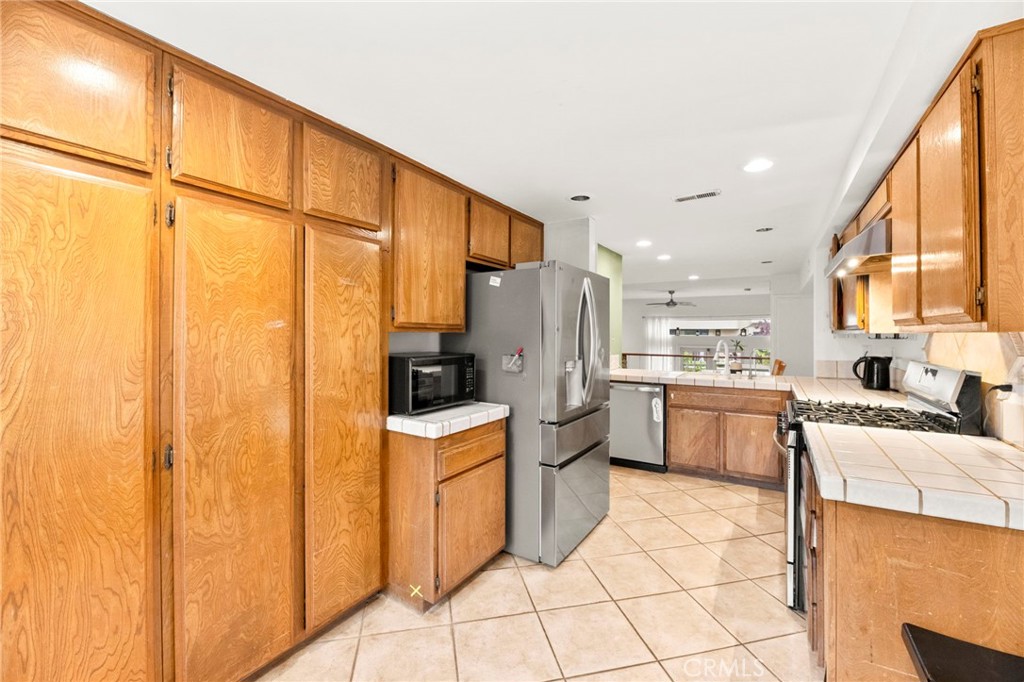 5715 Baltimore Drive 35