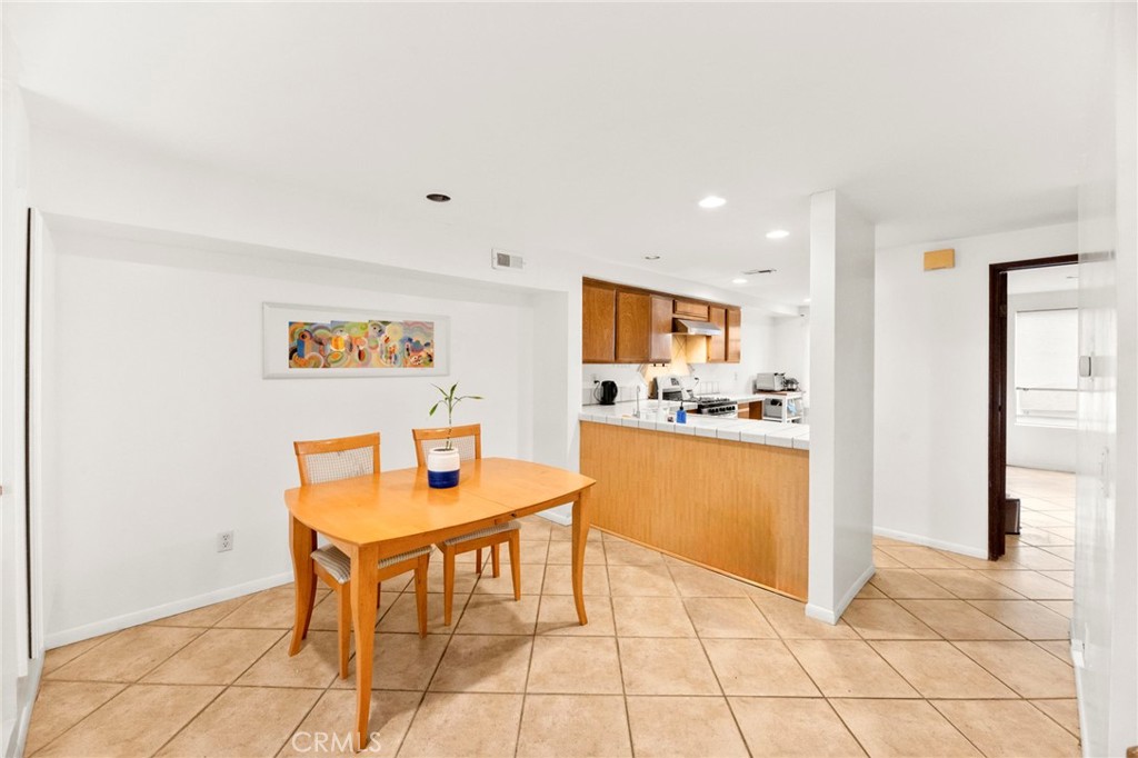 5715 Baltimore Drive 35
