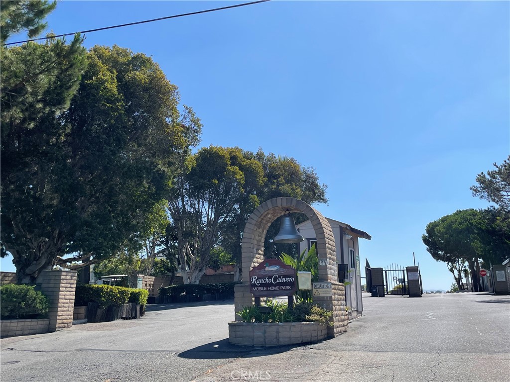 201 Bright Creek Lane