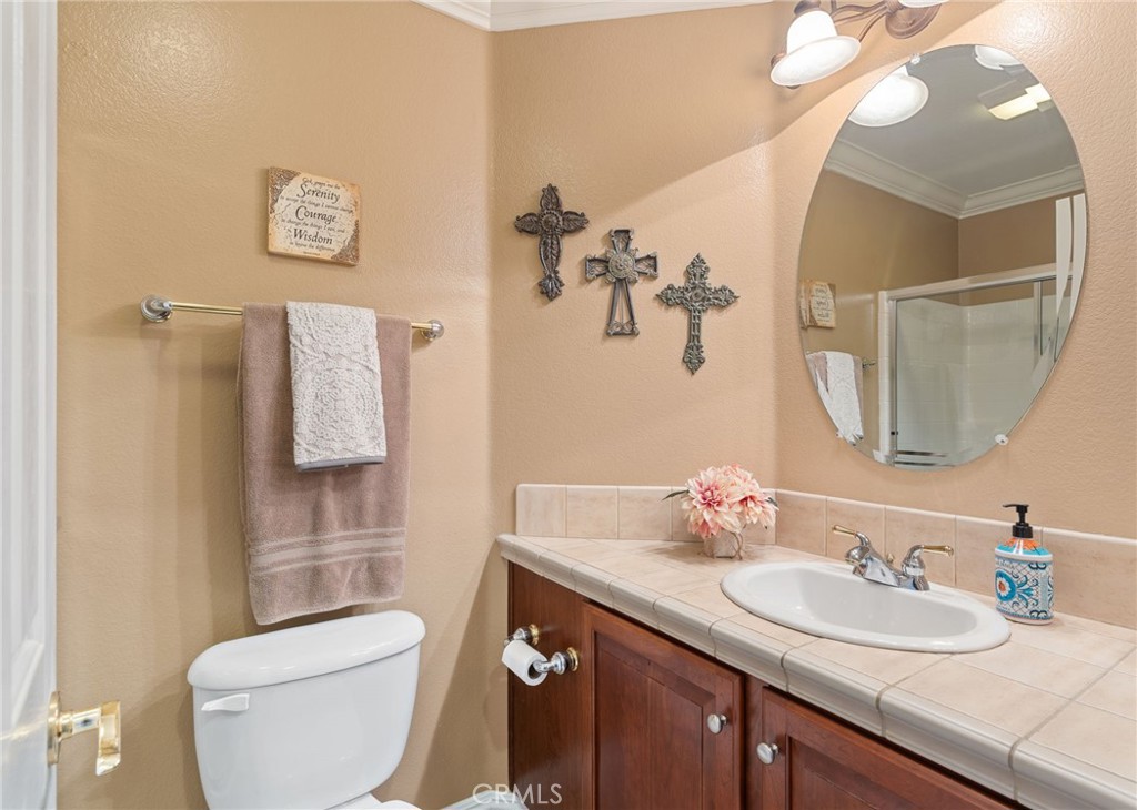 45242 Oakville Court