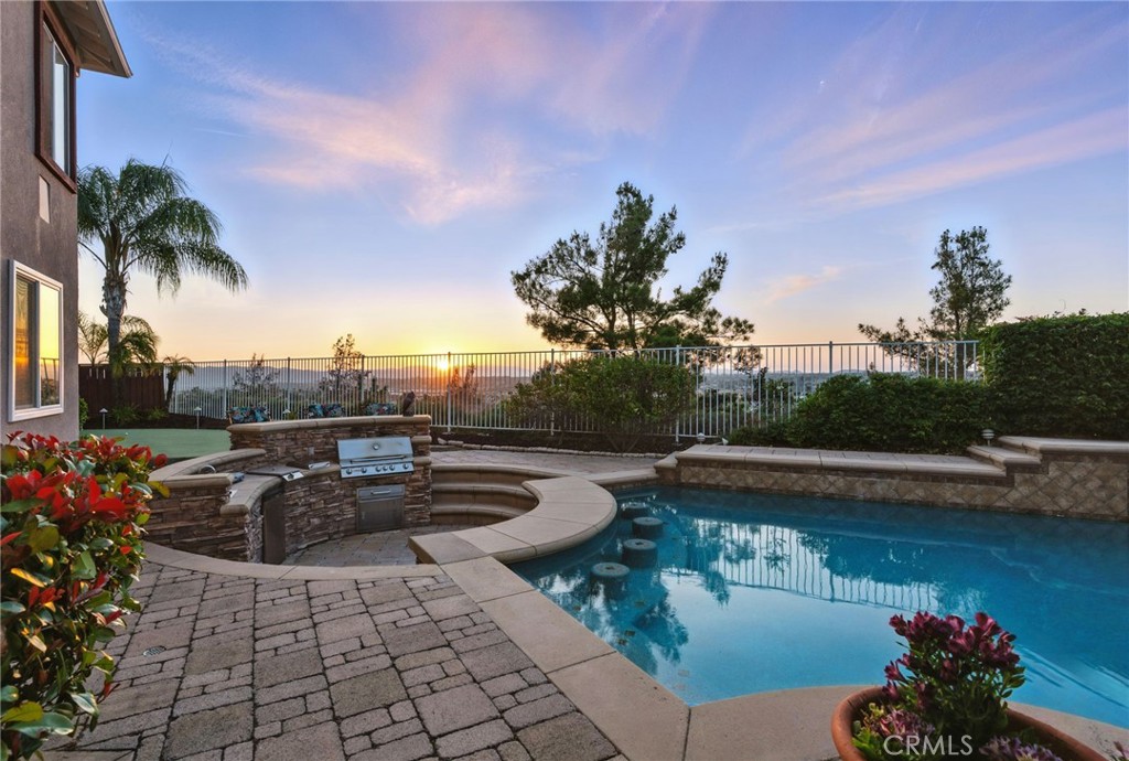 45242 Oakville Court