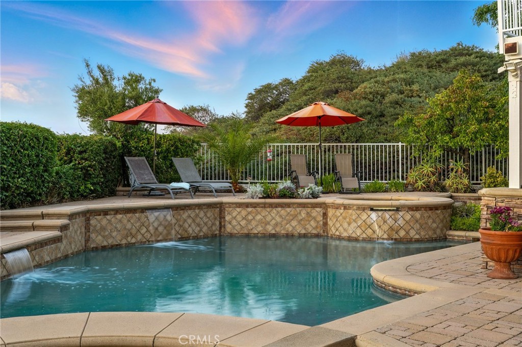 45242 Oakville Court