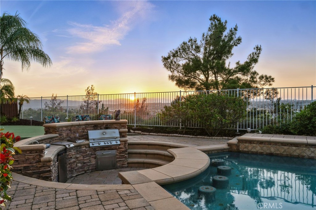 45242 Oakville Court