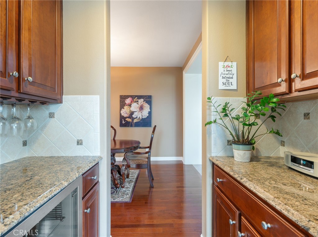 45242 Oakville Court