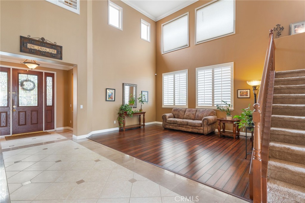 45242 Oakville Court