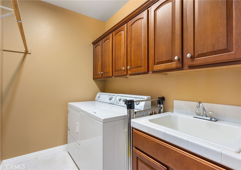 45242 Oakville Court