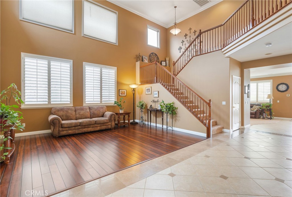 45242 Oakville Court